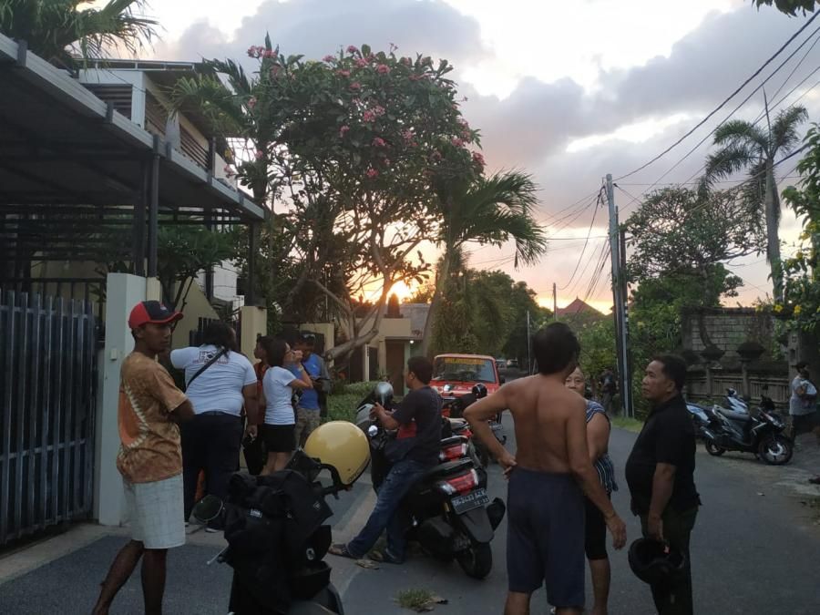 podiumnews.com-Rampok Kendarai Sigra Gasak Tiga Rumah Mewah